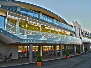 Гостиница Gokart Hotel  Кечкемет